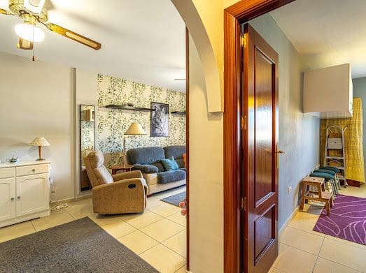 Piso de 2 habitaciones en Buzanada en alquiler con garaje - 1.100 € (Ref: 9636457)