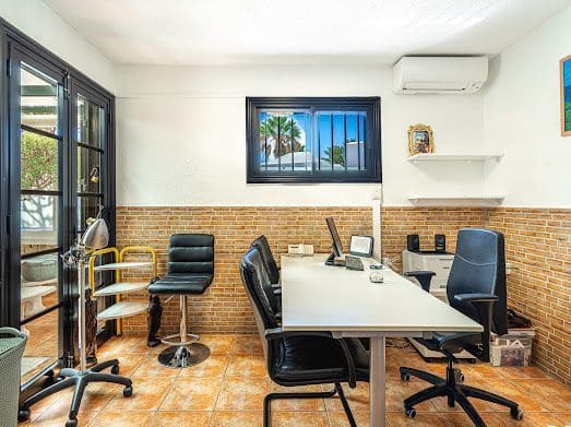 2 soveværelse Bungalow til salg i Arona med swimmingpool - € 580.000 (Ref: 9683391)