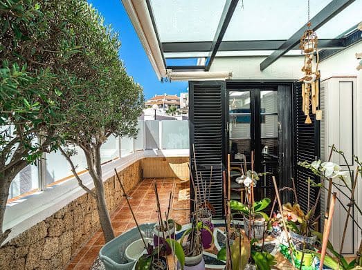 2 soveværelse Bungalow til salg i Arona med swimmingpool - € 580.000 (Ref: 9683391)