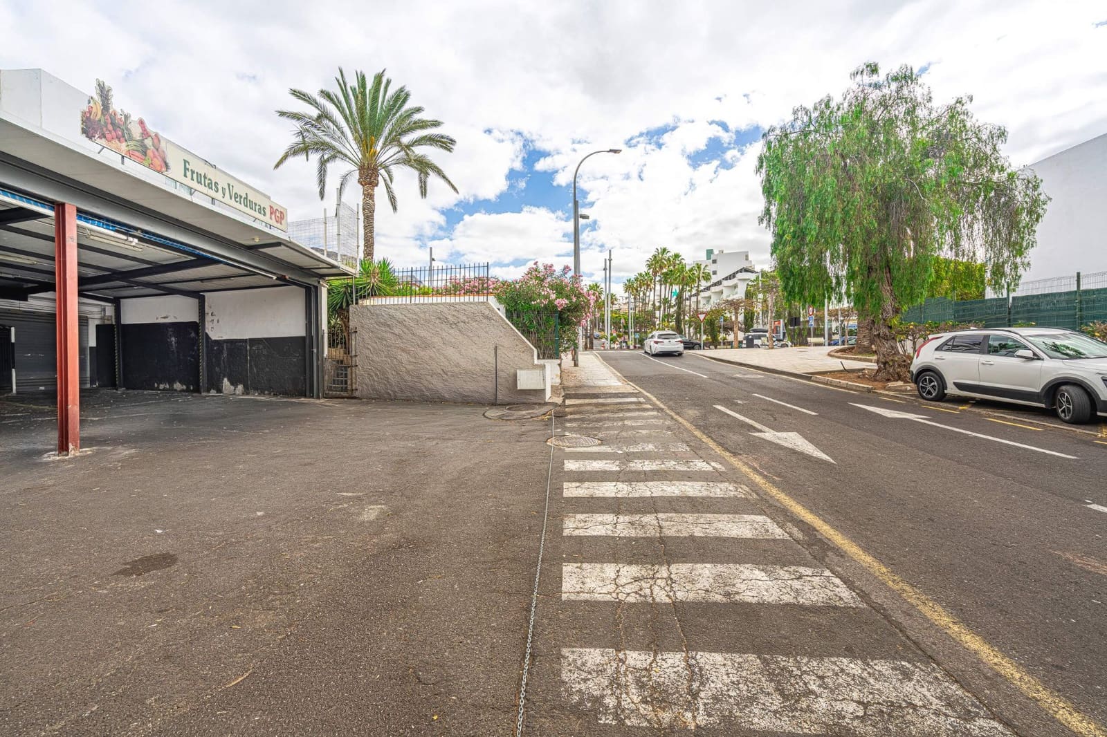 Kommersiell til leie i Costa Adeje - € 4 500 (Ref: 9686017)