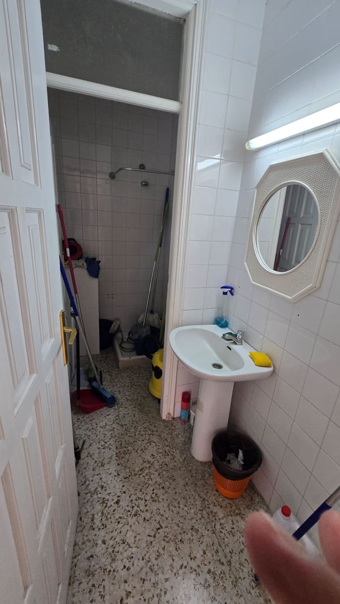 Commercieel te koop in Playa San Juan - € 1.200.000 (Ref: 9690034)