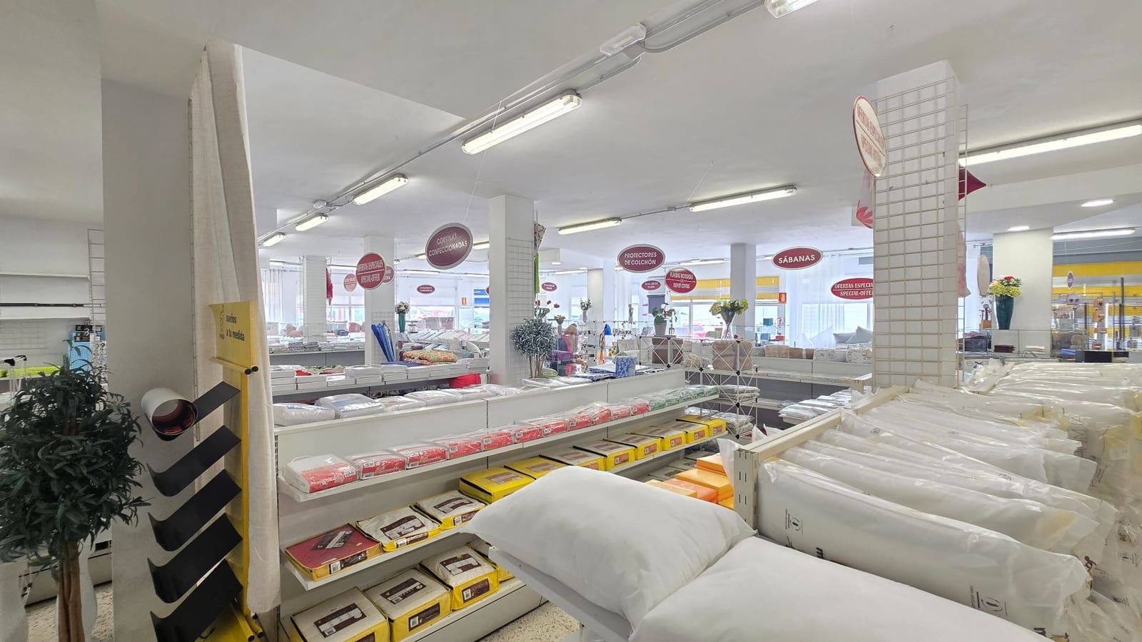 Commercieel te koop in Playa San Juan - € 1.200.000 (Ref: 9690034)