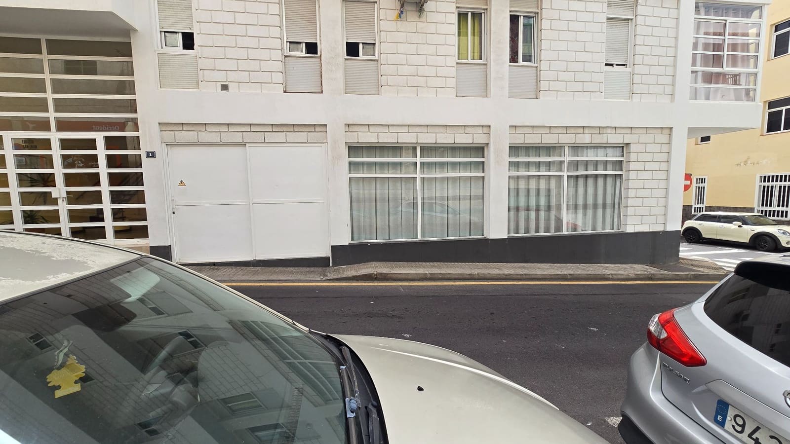 Commercieel te koop in Playa San Juan - € 1.200.000 (Ref: 9690034)