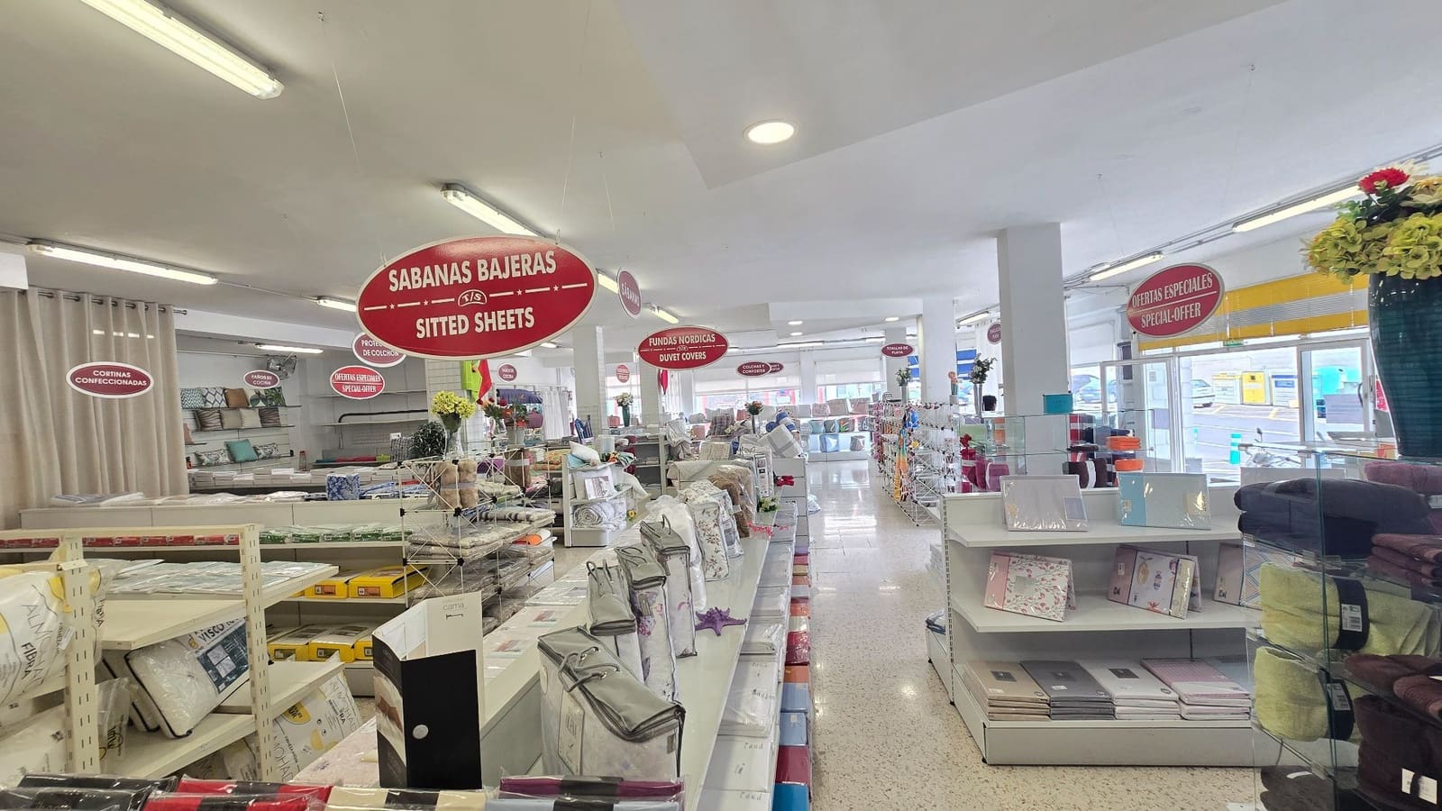 Commercieel te koop in Playa San Juan - € 1.200.000 (Ref: 9690034)