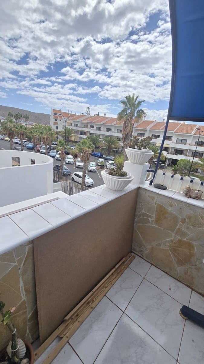 1 soverom Leilighet til salgs i Los Cristianos - € 235 000 (Ref: 9704540)