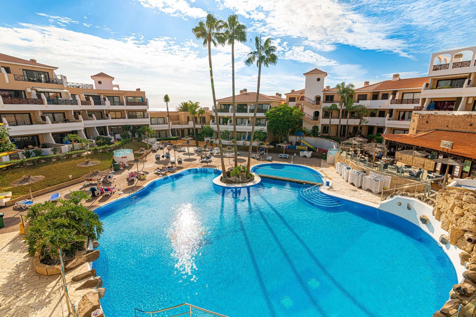 1 bedroom Apartment for sale in San Miguel de Abona with pool - € 235,000 (Ref: 9707419)