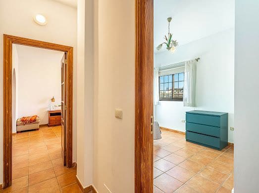 3 bedroom Villa for rent in Guimar with garage - € 1,300 (Ref: 9721094)