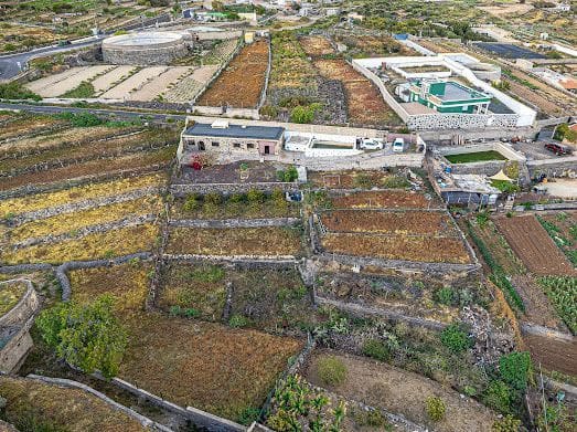 3 bedroom Villa for rent in Guimar with garage - € 1,300 (Ref: 9721094)