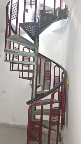 Commercieel te huur in Playa de las Americas, Arona - € 1.380 (Ref: 9806090)