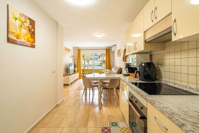 2 quarto Apartamento para venda em San Isidro de Abona, Granadilla de Abona com garagem - 215 000 € (Ref: 9815491)