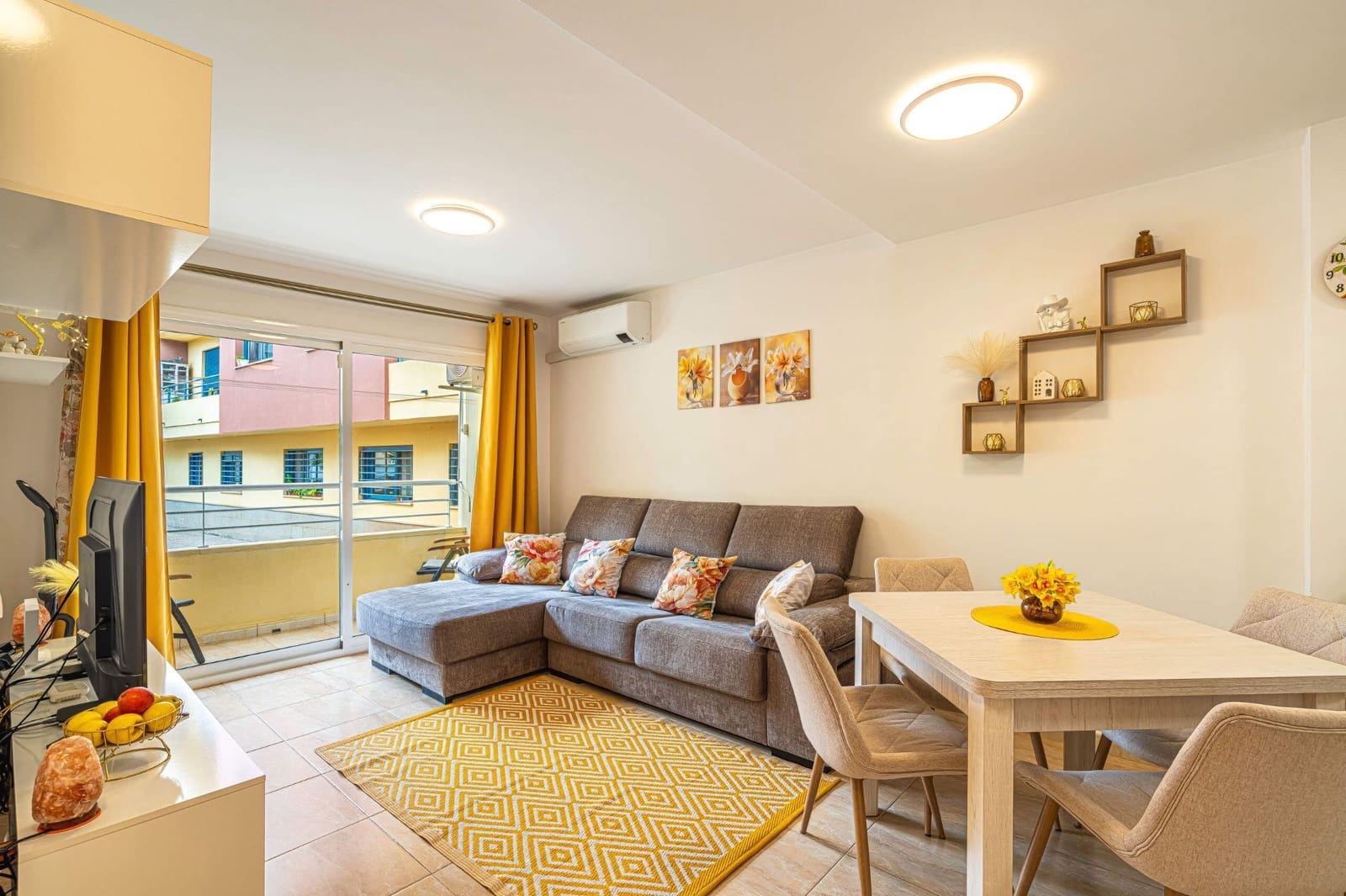 2 quarto Apartamento para venda em San Isidro de Abona com garagem - 215 000 € (Ref: 9815491)