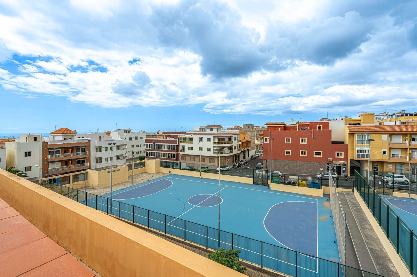 2 quarto Apartamento para venda em San Isidro de Abona com garagem - 215 000 € (Ref: 9815491)