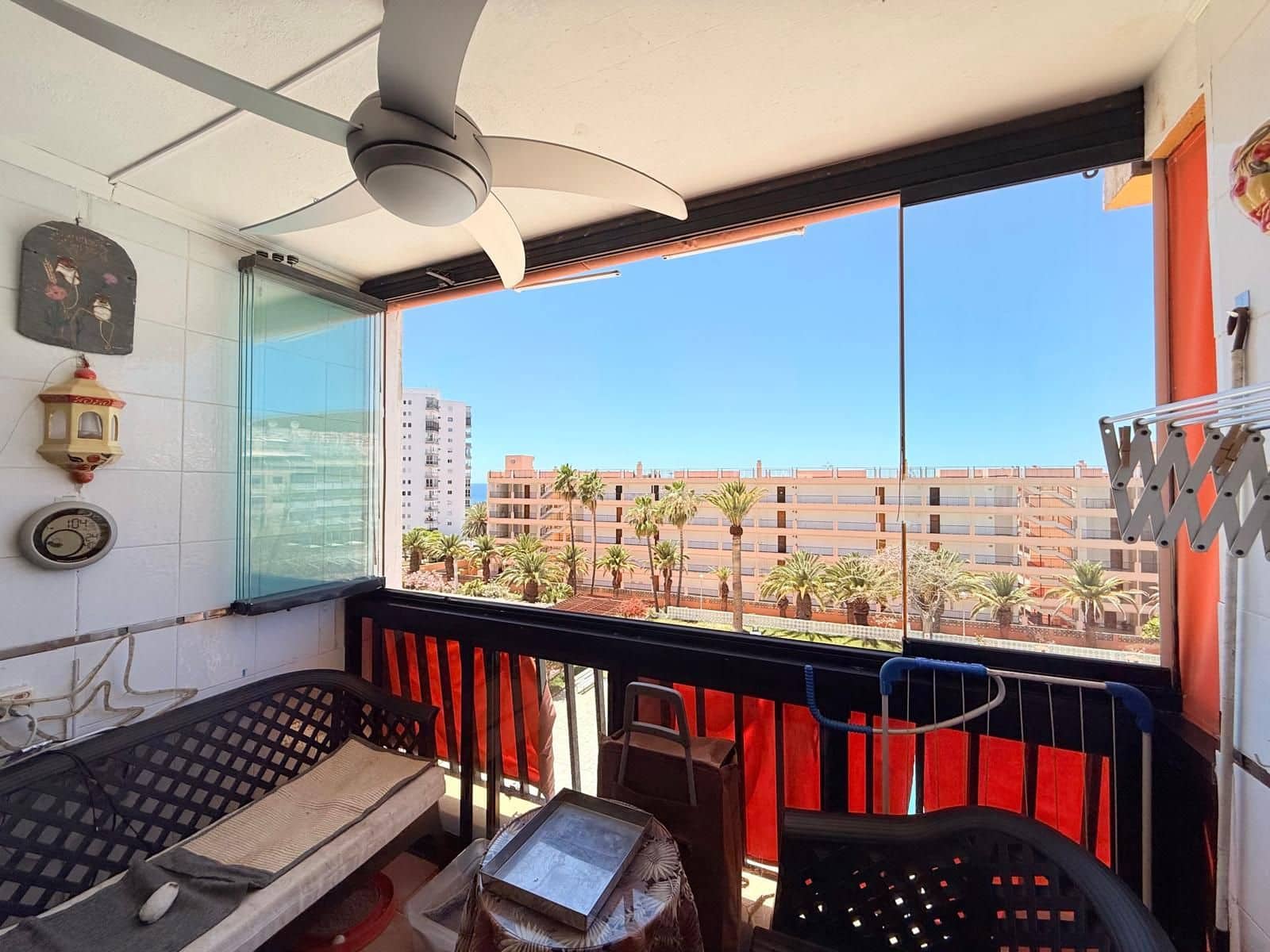2 Zimmer Apartment zu verkaufen in Los Cristianos mit Pool Garage - 370.000 € (Ref: 9815492)