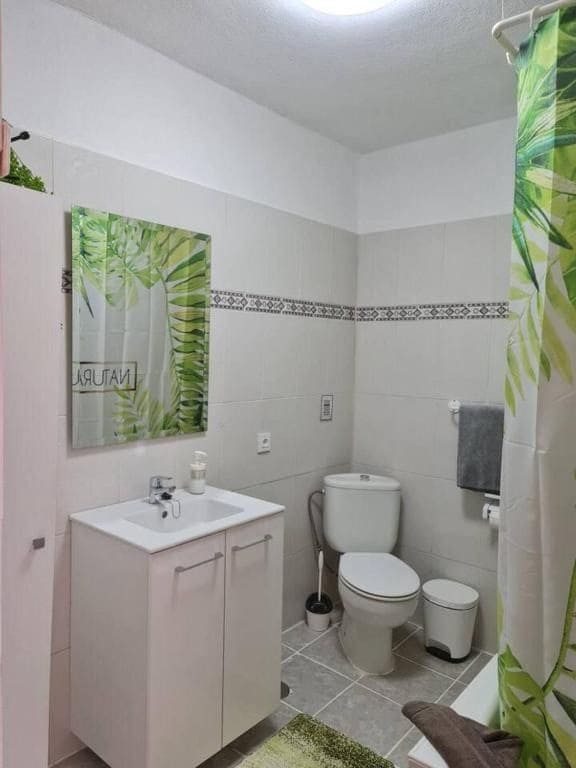 2 sovrum Lägenhet att hyra i Guia de Isora med garage - 770 € (Ref: 9891677)