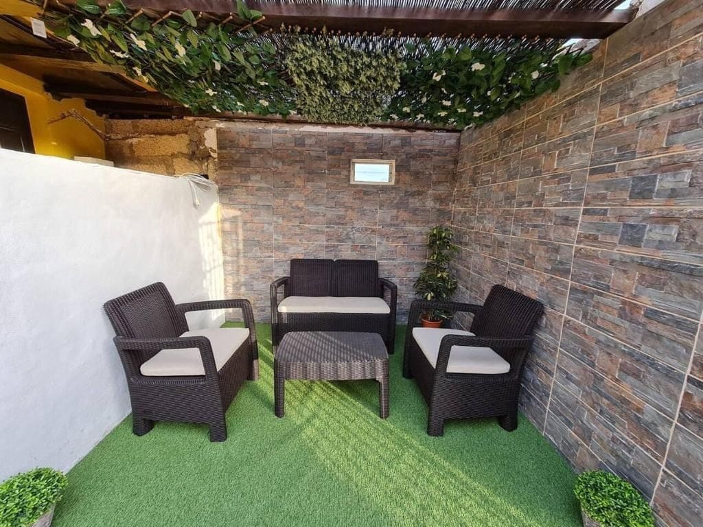 2 sovrum Lägenhet att hyra i Guia de Isora med garage - 770 € (Ref: 9891677)