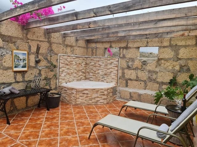 2 sovrum Lägenhet att hyra i Guía de Isora med garage - 770 € (Ref: 9891677)