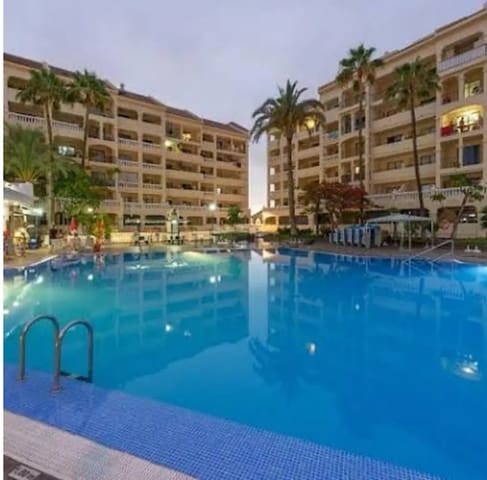 Studio zu vermieten in Los Cristianos, Arona mit Pool - 1.200 € (Ref: 9956777)