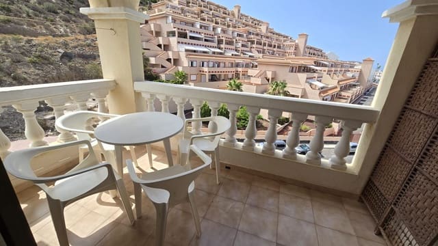 Studio zu vermieten in Los Cristianos, Arona mit Pool - 1.200 € (Ref: 9956777)