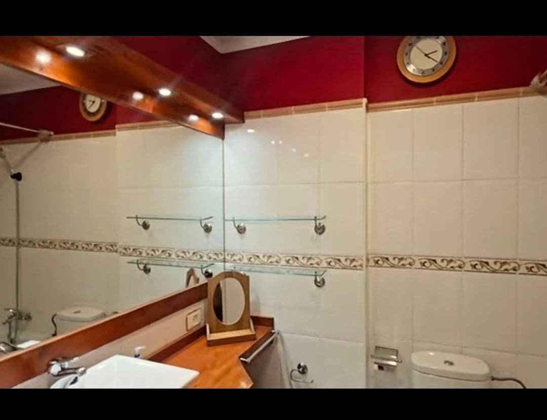 Apartamento de 2 habitaciones en Adeje en alquiler con piscina garaje - 1.390 € (Ref: 9976766)