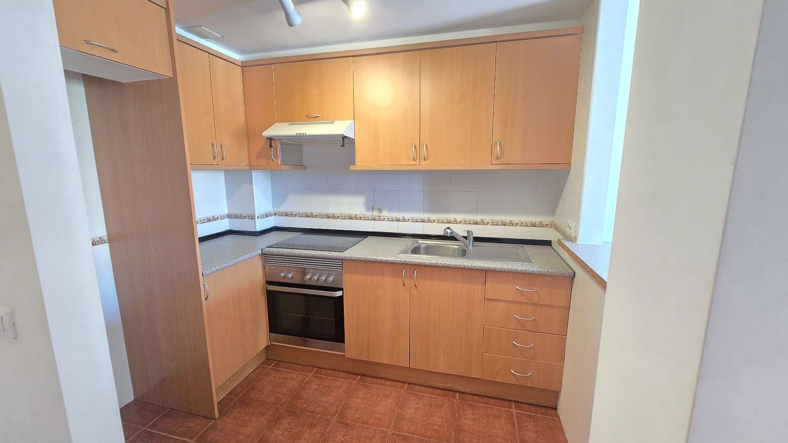 2 Zimmer Wohnung zu verkaufen in Cabo Blanco mit Garage - 215.000 € (Ref: 9986361)