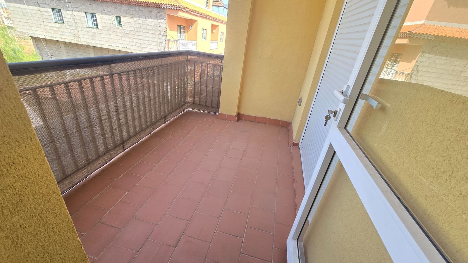 2 Zimmer Wohnung zu verkaufen in Cabo Blanco mit Garage - 215.000 € (Ref: 9986361)
