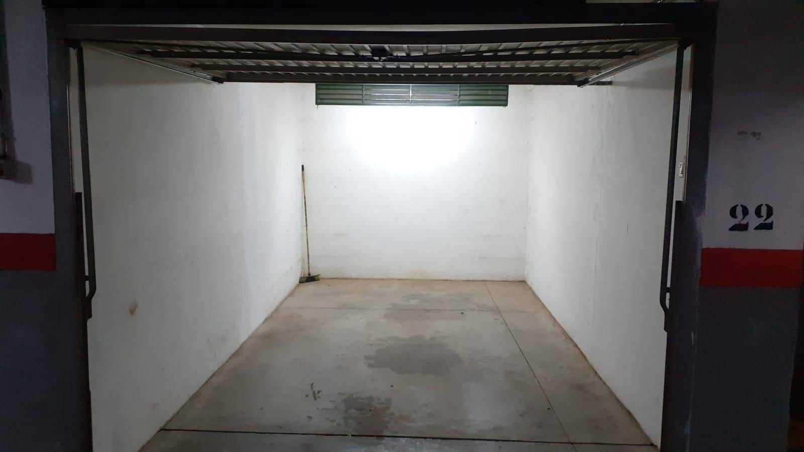 Garage te koop in Los Cristianos - € 43.000 (Ref: 9986362)