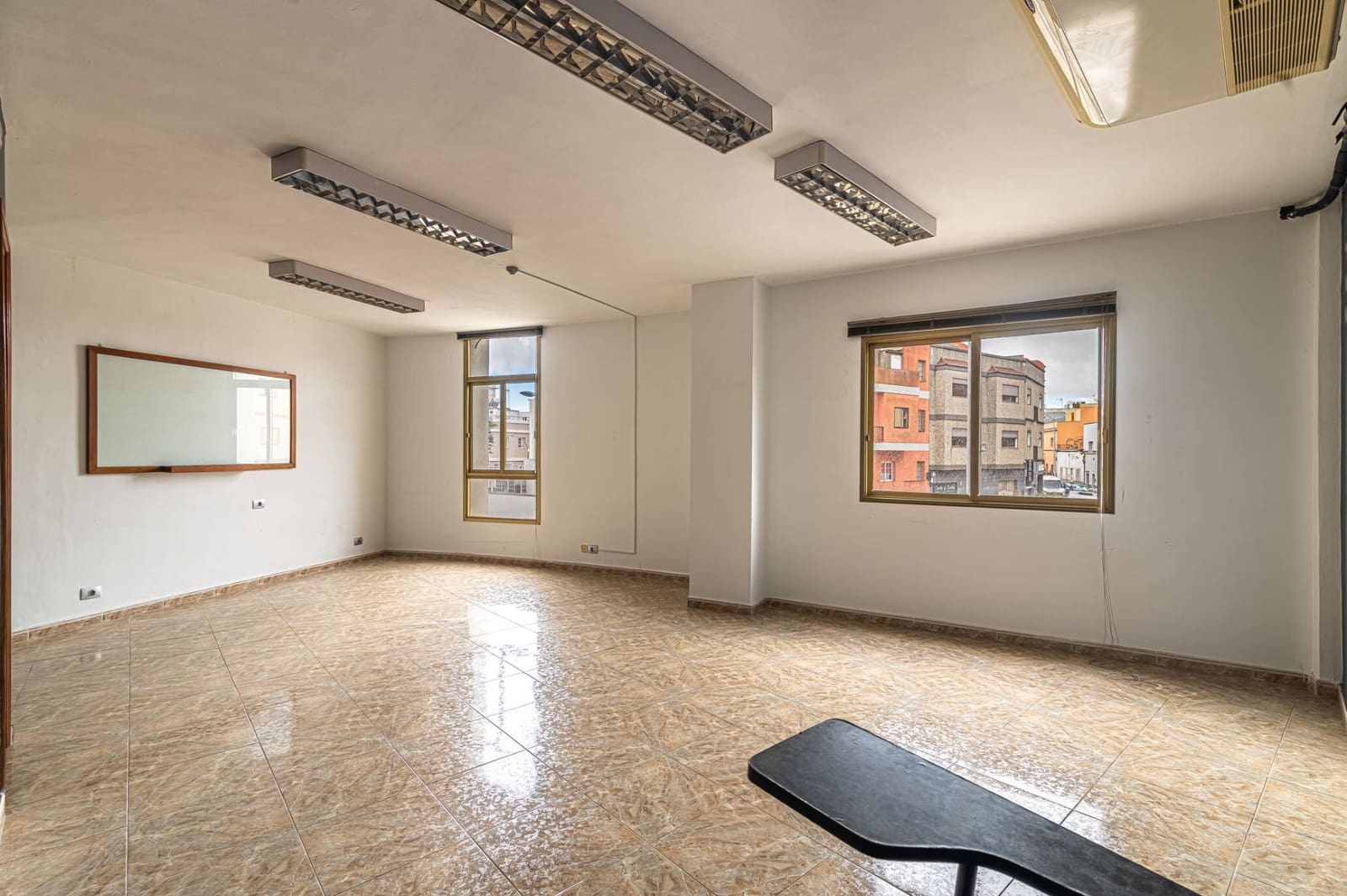 2 makuuhuone Asunto myytävänä paikassa San Cristobal de La Laguna - 298 000 € (Ref: 9994754)
