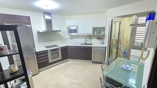 3 camera da letto Appartamento da affittare in Los Llanos, Santa Cruz de Tenerife con garage - 1.800 € (Rif: 9994755)