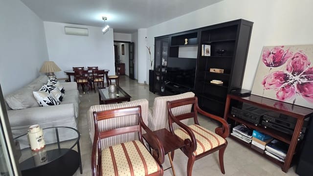 3 sovrum Lägenhet att hyra i Los Llanos, Santa Cruz de Tenerife med garage - 1 800 € (Ref: 9994755)