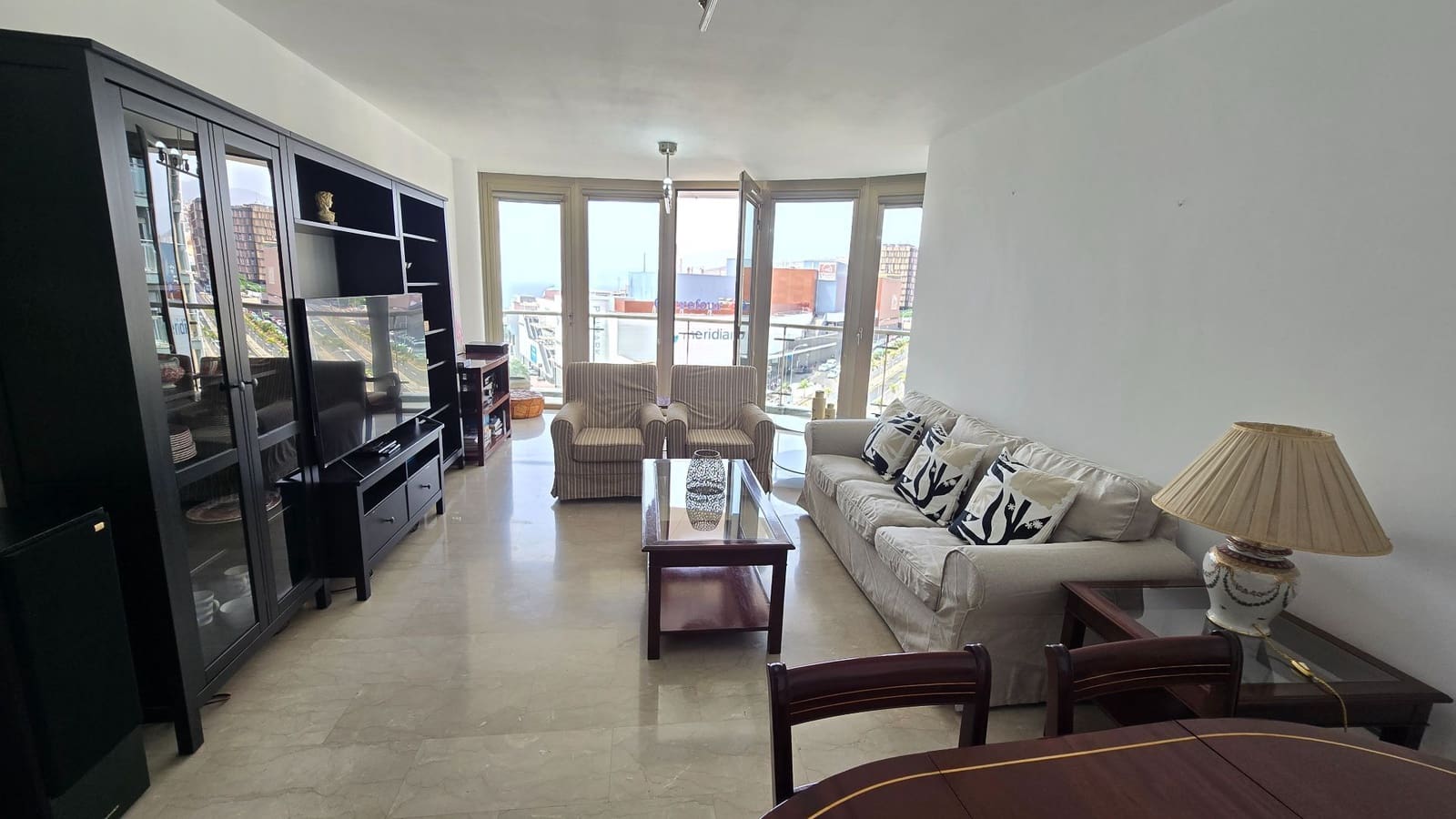 3 soveværelse Lejlighed til leje i Santa Cruz de Tenerife med garage - € 1.800 (Ref: 9994755)