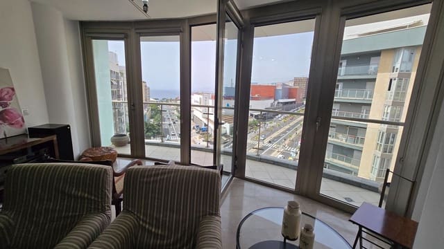 3 sovrum Lägenhet att hyra i Los Llanos, Santa Cruz de Tenerife med garage - 1 800 € (Ref: 9994755)