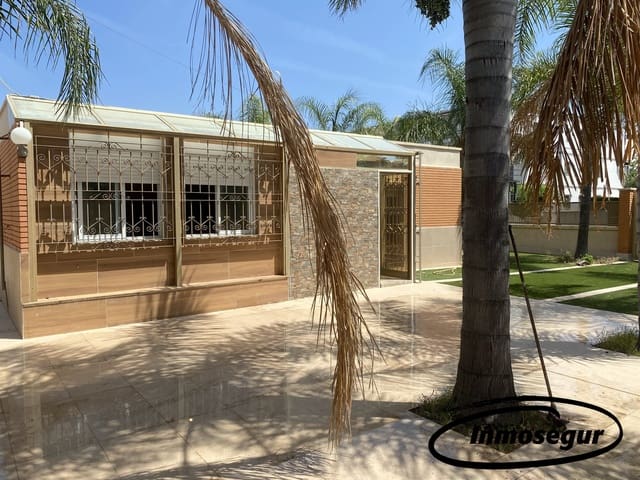 4 bedroom Bungalow for sale in Cambrils with garage - € 450,000 (Ref: 6919633)