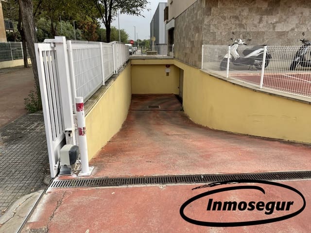 Garage til salg i Vilafortuny, Cambrils - € 9.000 (Ref: 8435880)