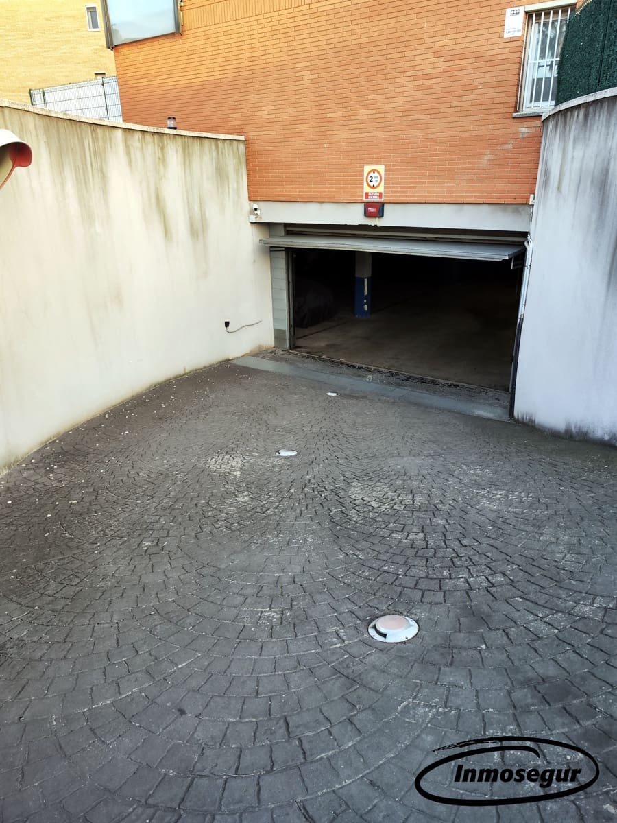 Garage til salg i Vilafortuny - € 10.500 (Ref: 8435881)