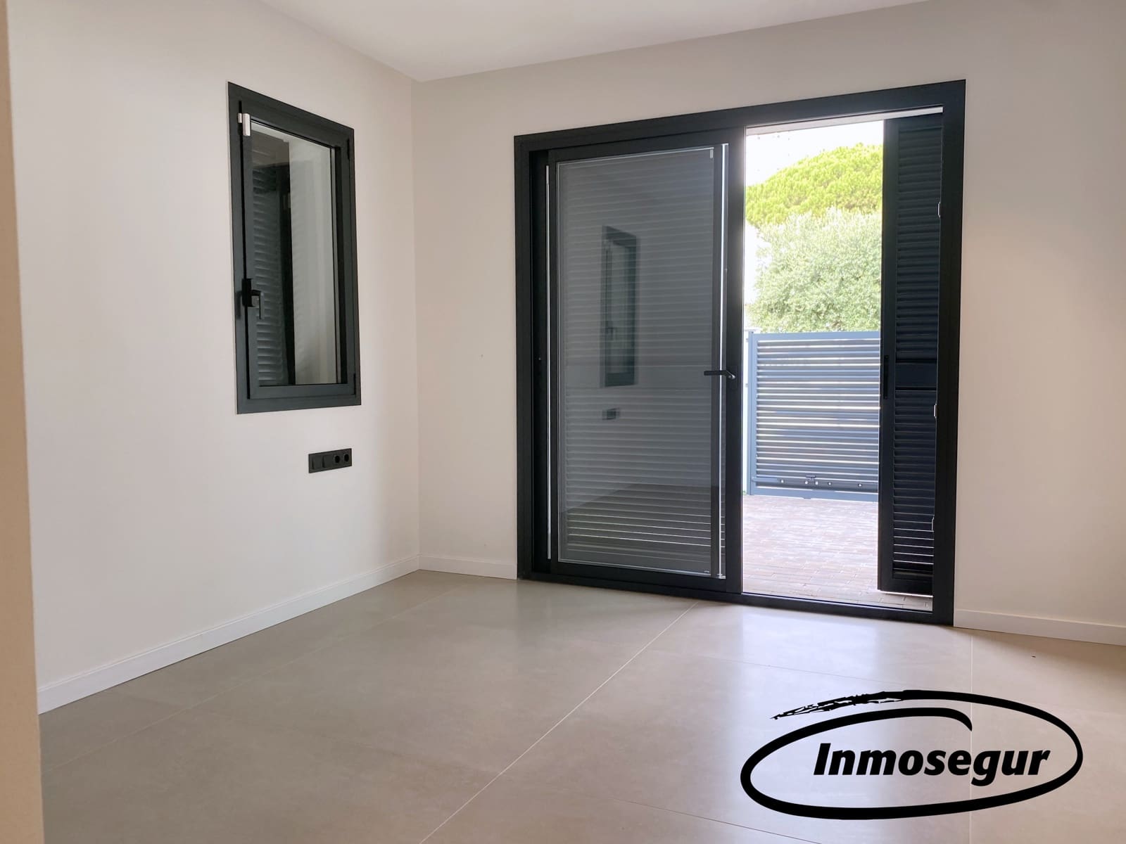 3 soveværelse Villa til salg i Vilafortuny med swimmingpool garage - € 1.295.000 (Ref: 8722538)