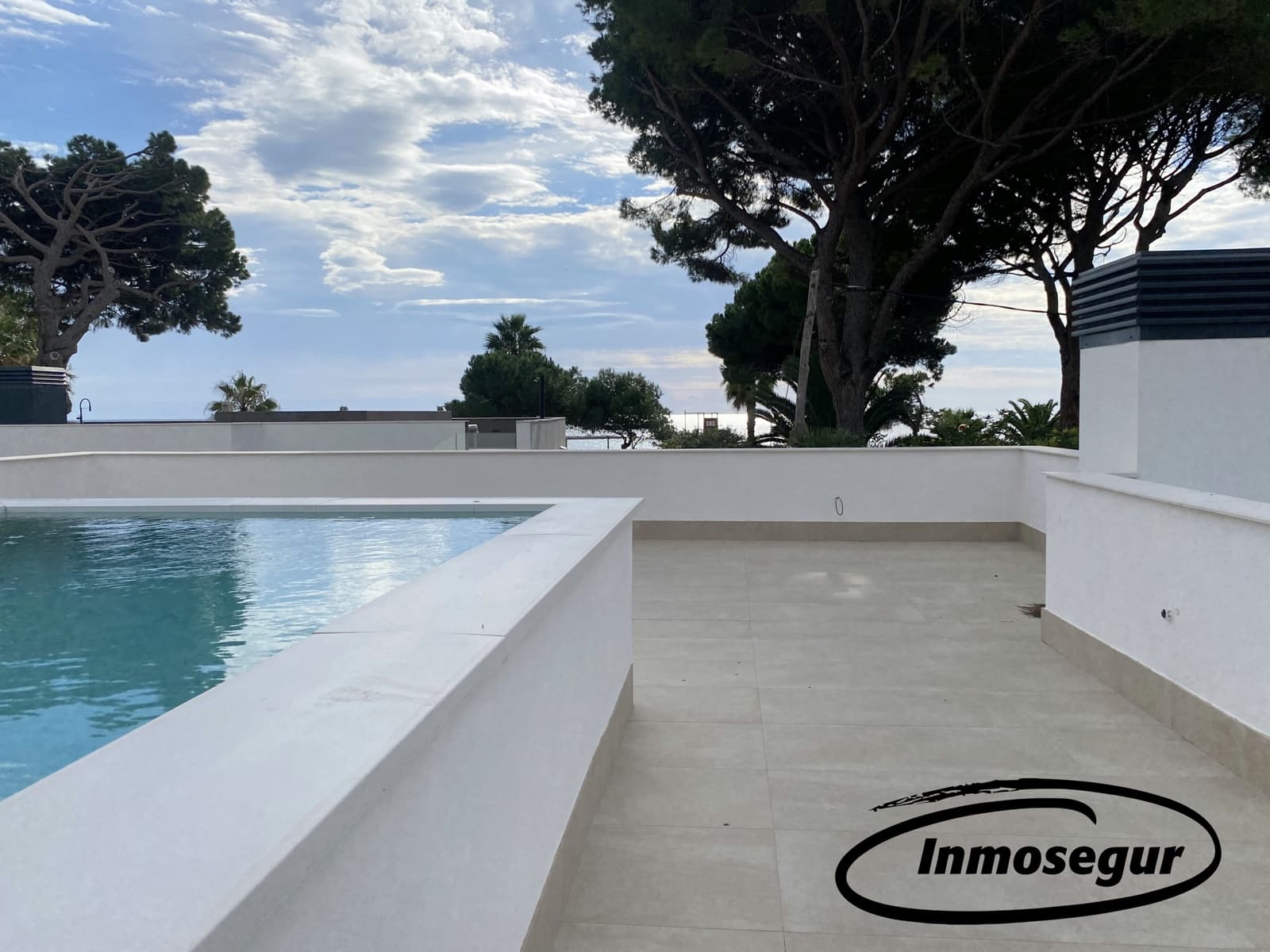 3 soveværelse Villa til salg i Vilafortuny med swimmingpool garage - € 1.295.000 (Ref: 8722538)