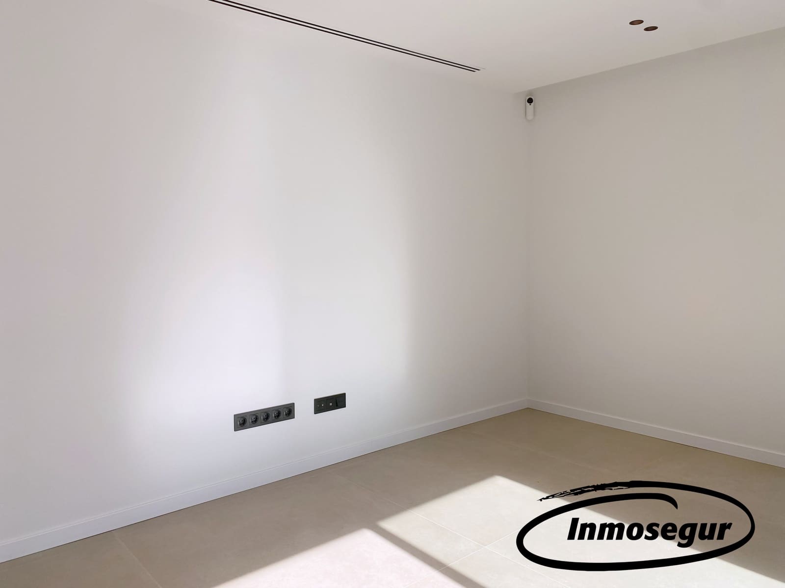 3 soveværelse Villa til salg i Vilafortuny med swimmingpool garage - € 1.295.000 (Ref: 8722538)