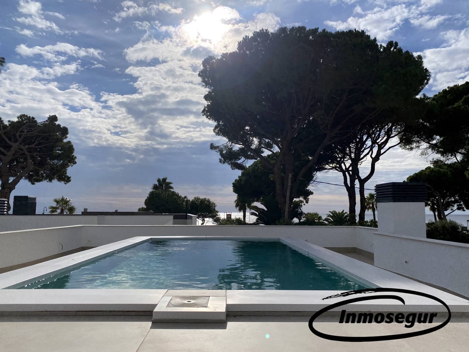 3 soveværelse Villa til salg i Vilafortuny med swimmingpool garage - € 1.295.000 (Ref: 8722538)