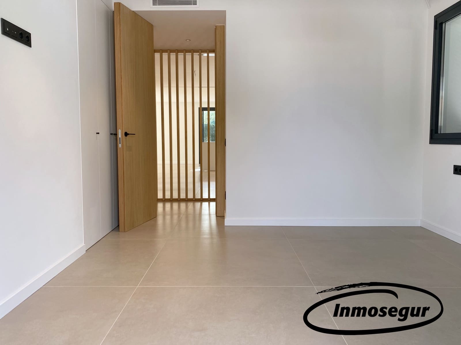 3 soveværelse Villa til salg i Vilafortuny med swimmingpool garage - € 1.295.000 (Ref: 8722538)