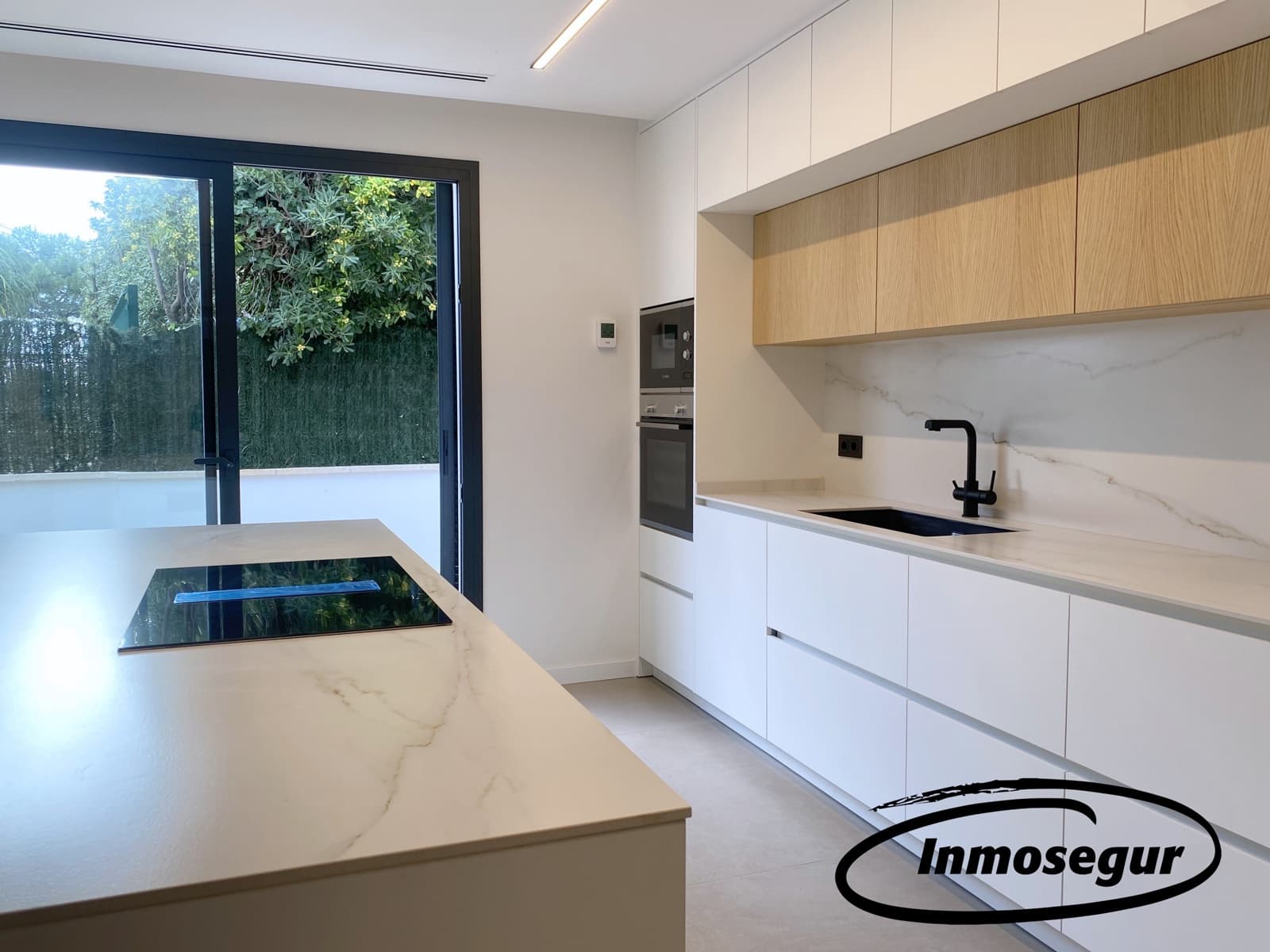 3 soveværelse Villa til salg i Vilafortuny med swimmingpool garage - € 1.295.000 (Ref: 8722538)