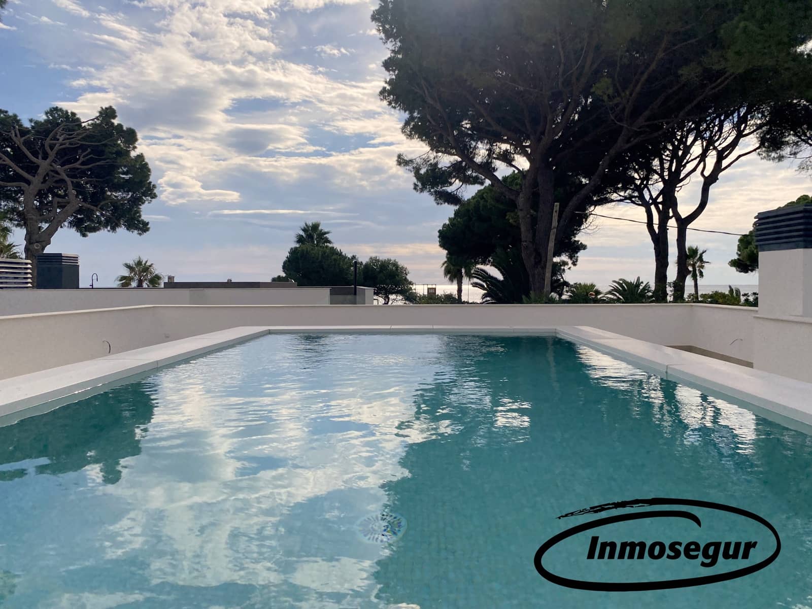 3 soveværelse Villa til salg i Vilafortuny med swimmingpool garage - € 1.295.000 (Ref: 8722538)