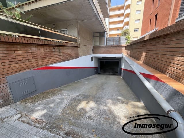 Garage in vendita in Salou - 19.800 € (Rif: 8903879)