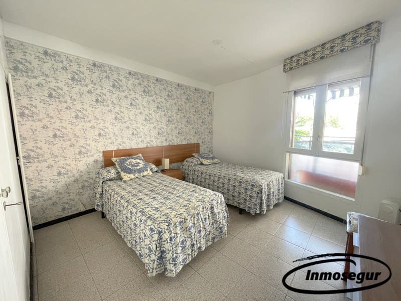 3 soveværelse Strandlejlighed til salg i Salou - € 170.000 (Ref: 9043734)