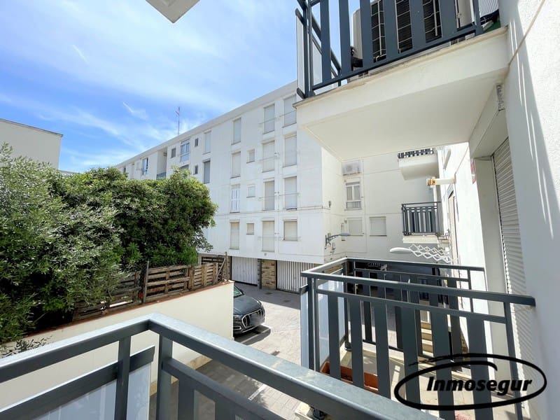 3 soveværelse Strandlejlighed til salg i Salou - € 170.000 (Ref: 9043734)