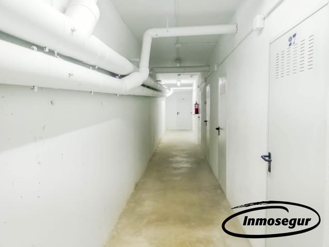 Garage til salg i Salou - € 25.000 (Ref: 9057048)