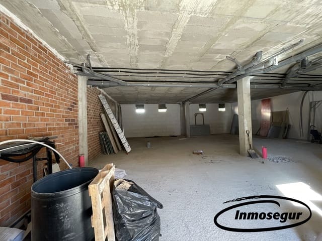 Kommersiell til salgs i Vilafortuny, Cambrils - € 220 000 (Ref: 9058576)