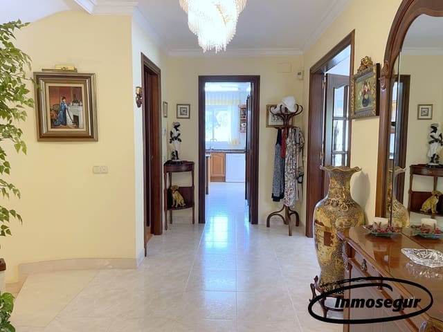 5 soverom Villa til salgs i Salou med garasje - € 950 000 (Ref: 9134770)