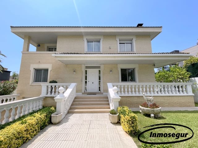 5 soveværelse Villa til salg i Salou med garage - € 950.000 (Ref: 9134770)