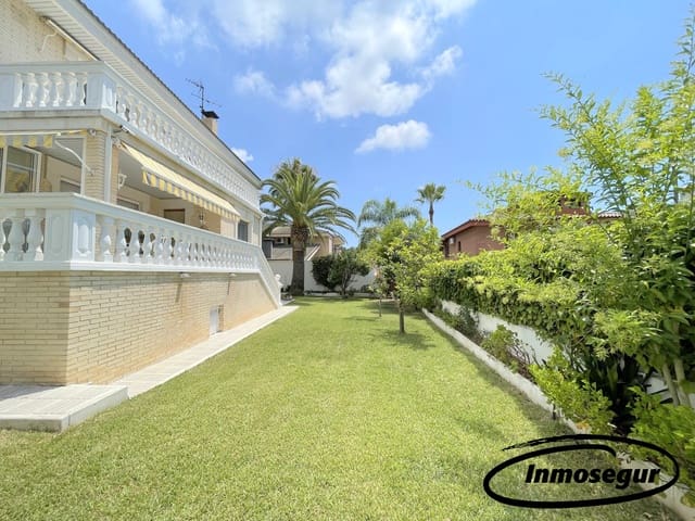 5 soverom Villa til salgs i Salou med garasje - € 950 000 (Ref: 9134770)