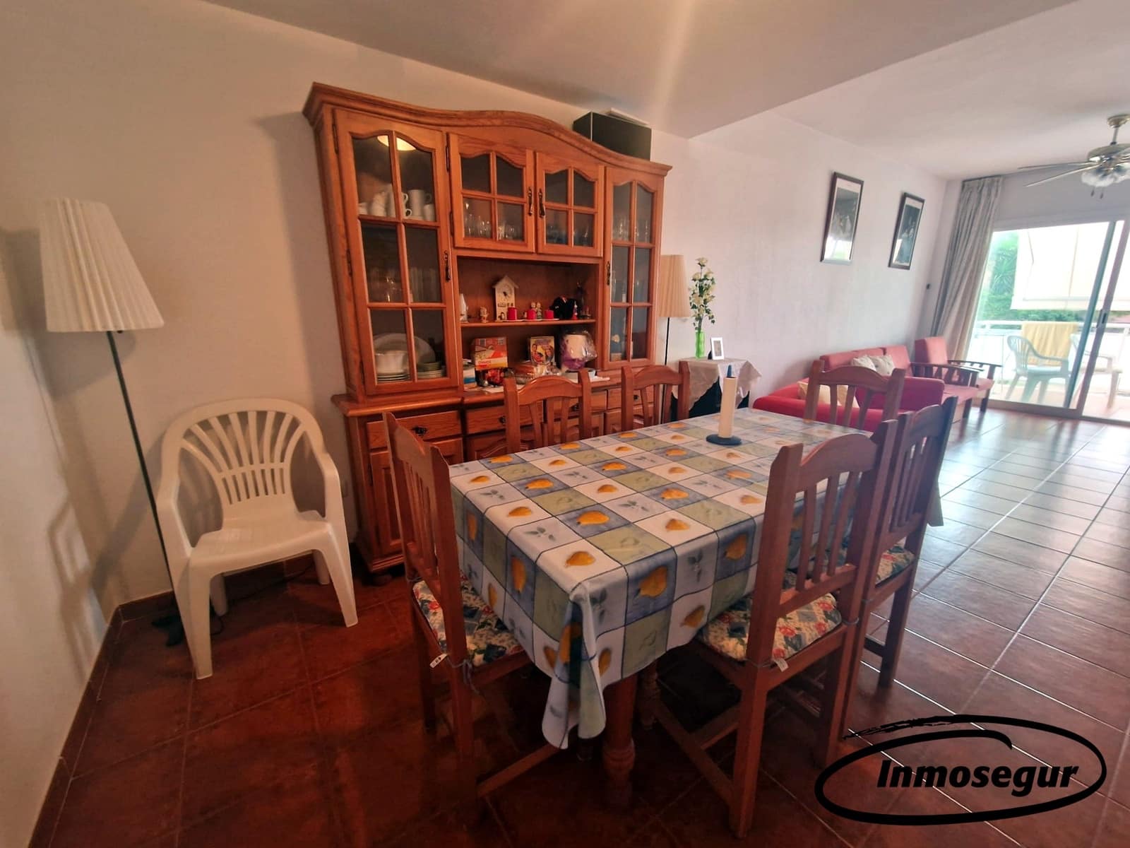 4 bedroom Flat for sale in Salou with pool garage - € 266,000 (Ref: 9153000)